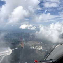 Flugwegposition um 12:17:15: Aufgenommen in der Nähe von Gemeinde Schoppernau, Österreich in 2628 Meter